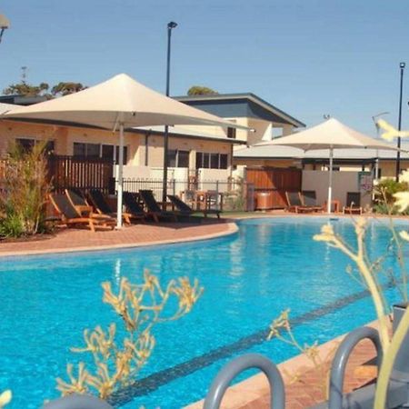Broadwater Mariner Resort Geraldton Exteriör bild
