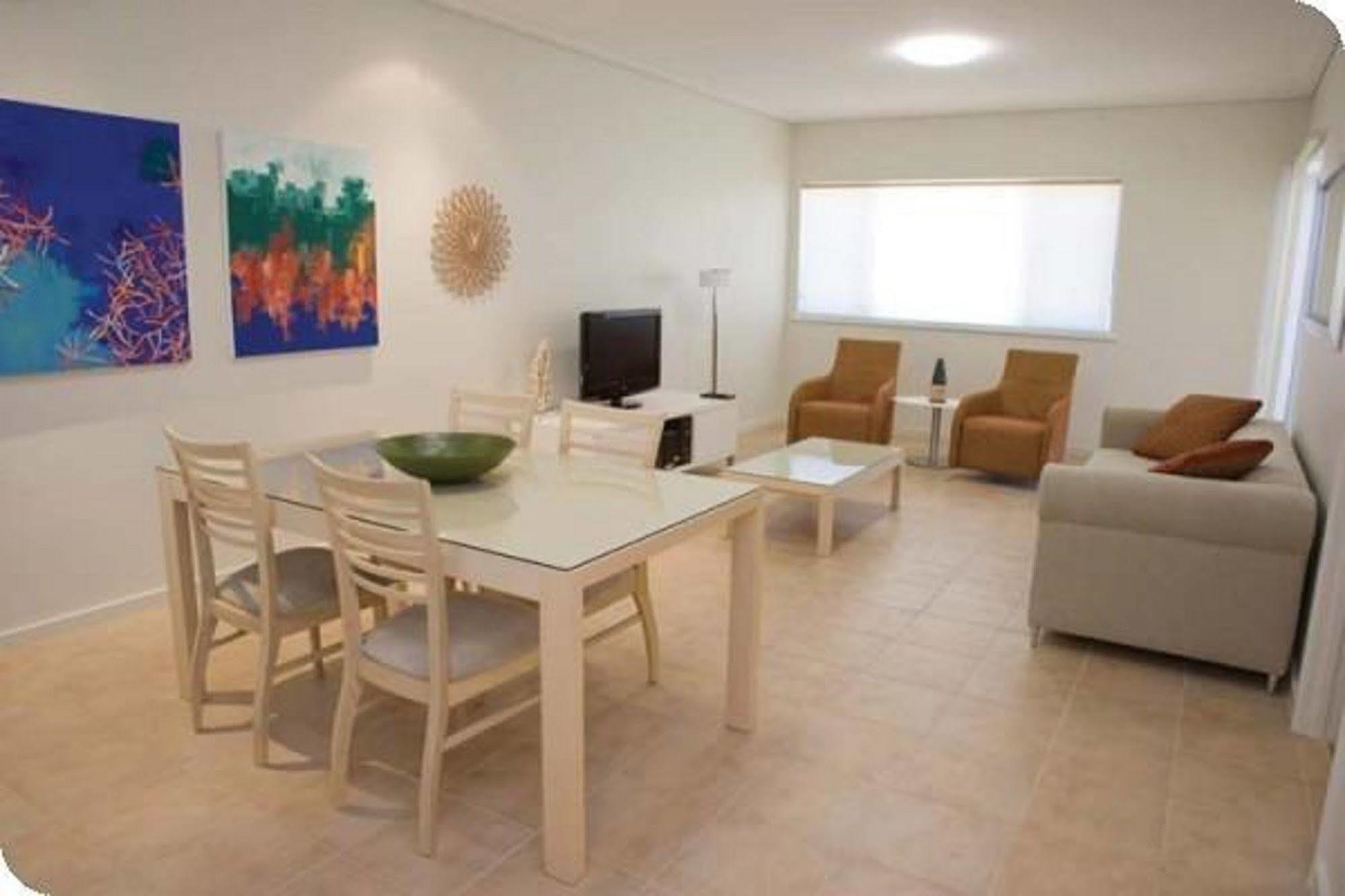 Broadwater Mariner Resort Geraldton Exteriör bild